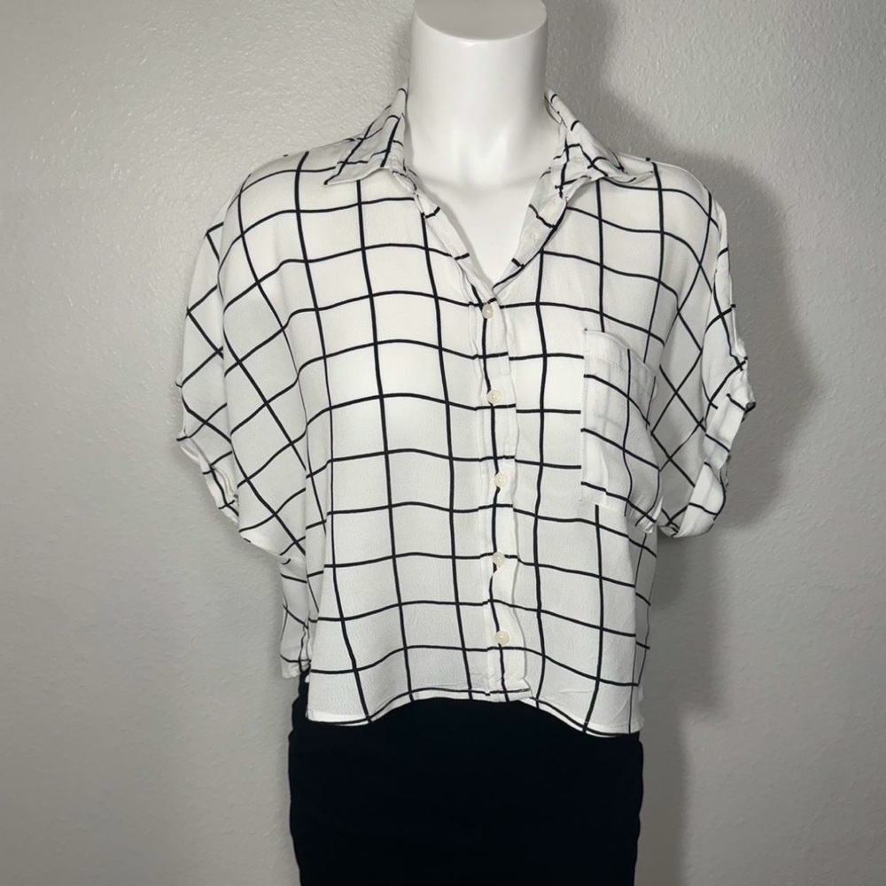 Women’s Forever21 crop top